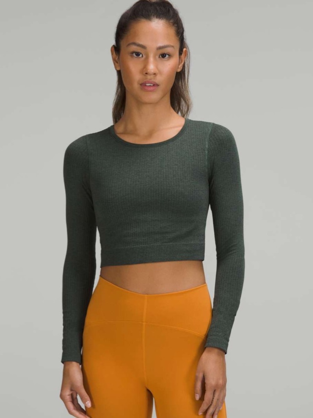 EUC Lululemon Matching Smoked Spruce 3-Piece Set. Size Tops 8/Bottom 6 - Picture 7 of 12